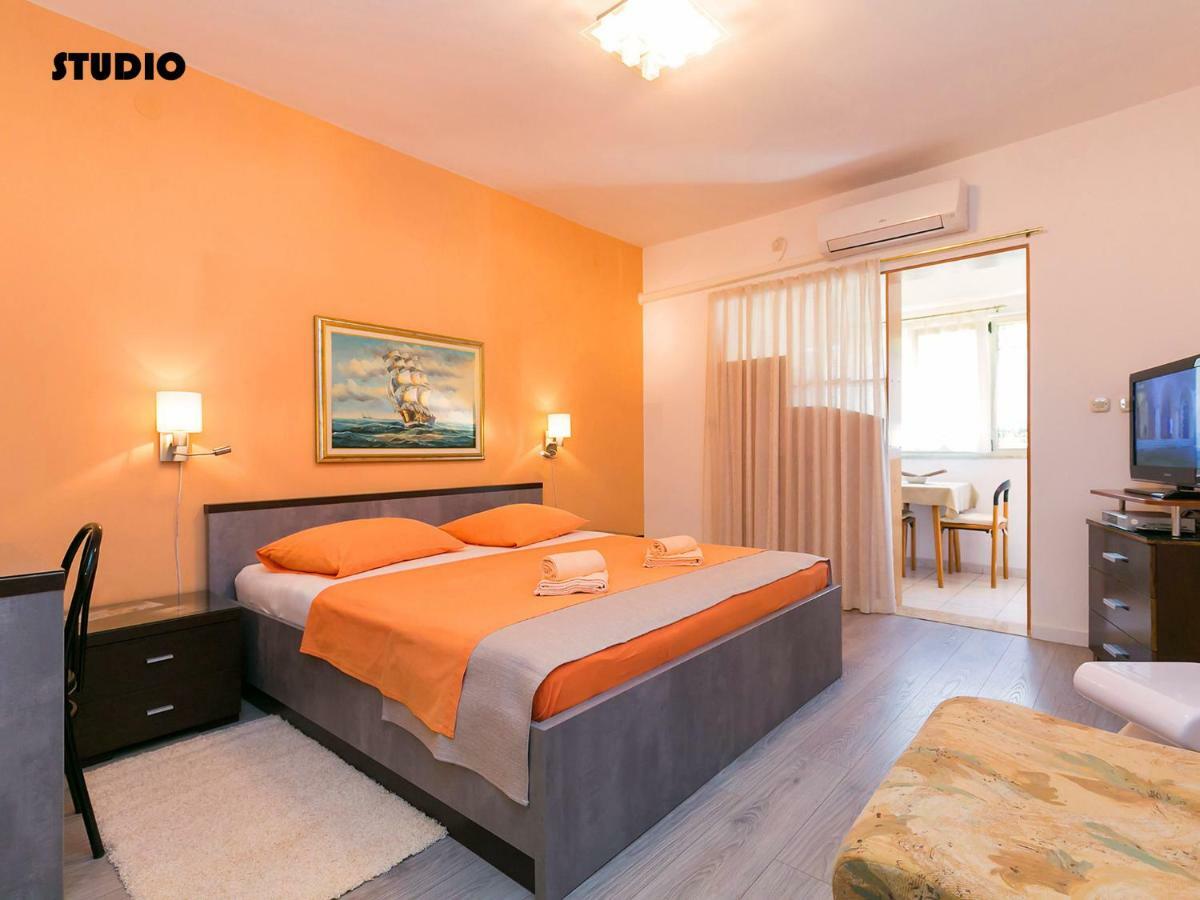 Apartments Nives Porec Ngoại thất bức ảnh